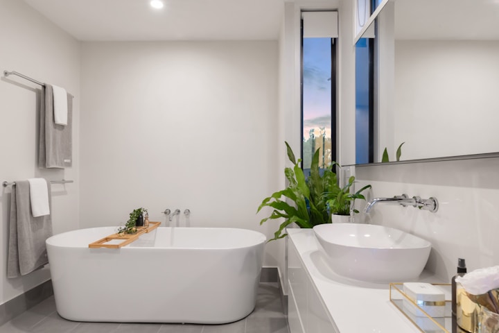 Baño principal con ducha enrasada – Valladolid centro · reforma de baño